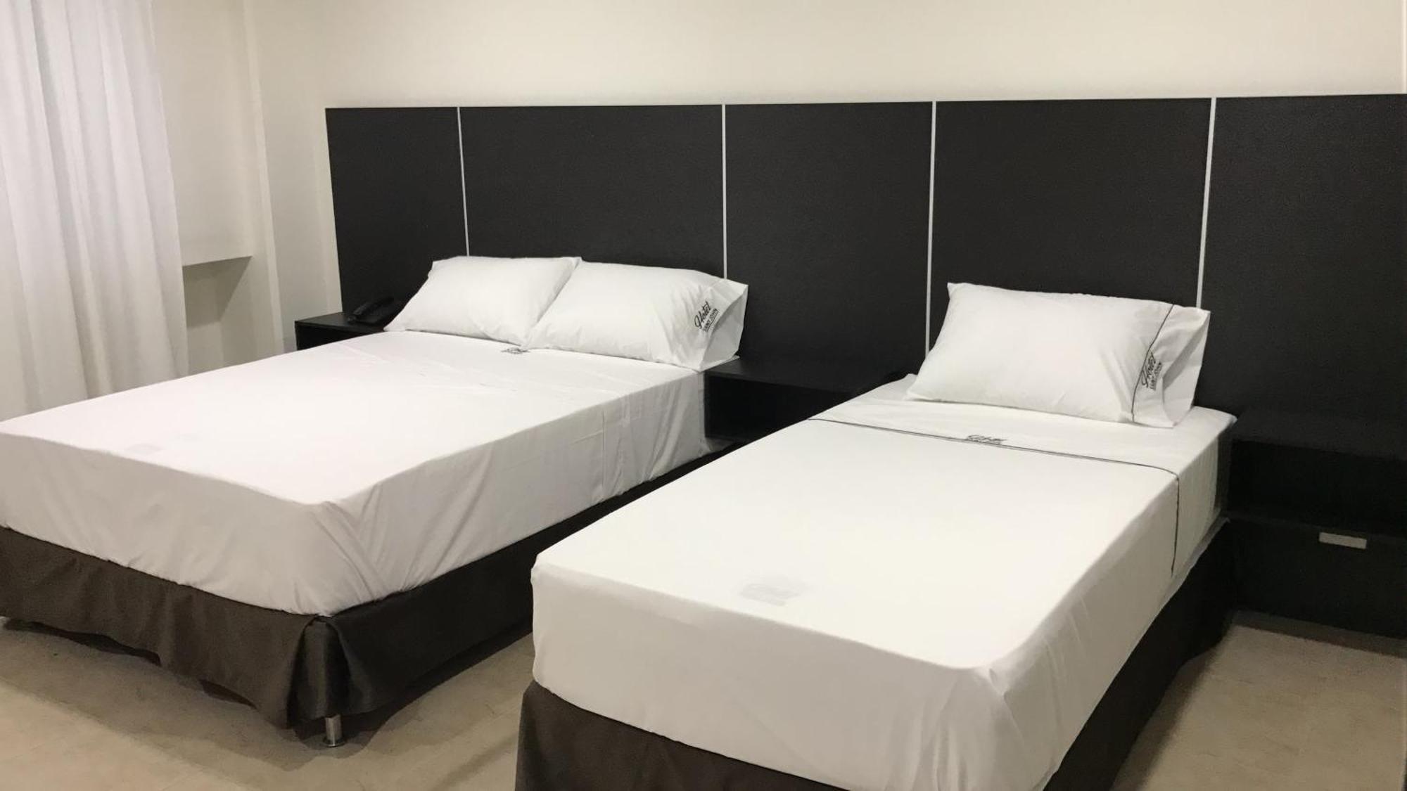 Hotel Saint John 메딜린 외부 사진