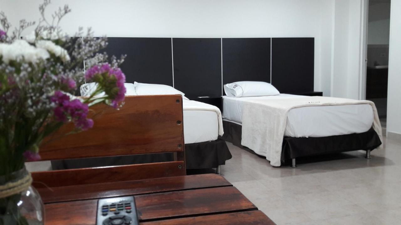Hotel Saint John 메딜린 외부 사진